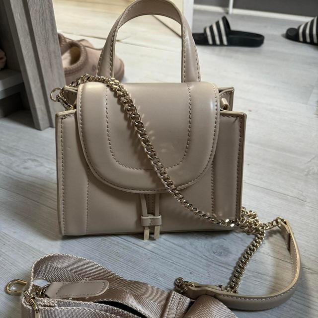 Zara Women's Crossbody bags - Tan/Cream on Productcaster.