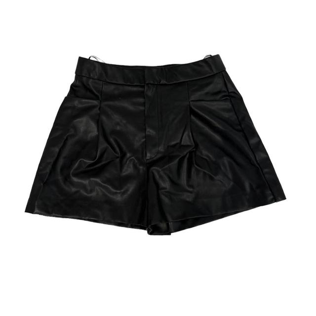 Zara Women's Shorts - Black - M on Productcaster.