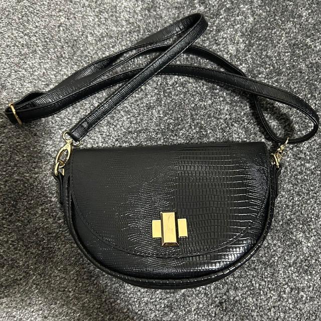 Primark Women's Crossbody bags - Black on Productcaster.