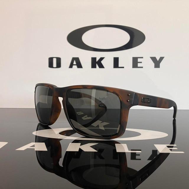 Oakley Men's Oversized Sunglasses - Brown on Productcaster.