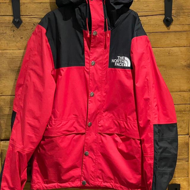 The North Face Men's Lightweight Jacket - Red - S on Productcaster.