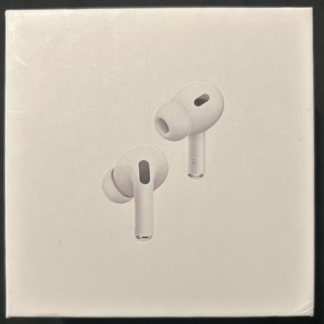 Apple Headphones - White on Productcaster.