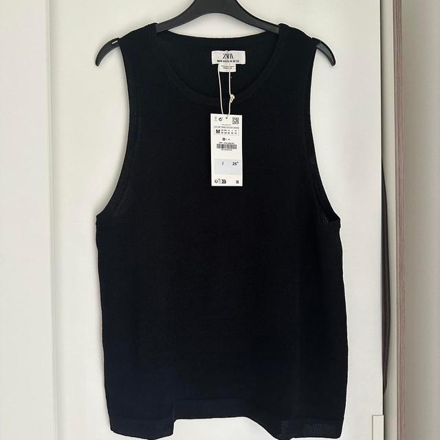 Zara Men's Vest - Black - M on Productcaster.