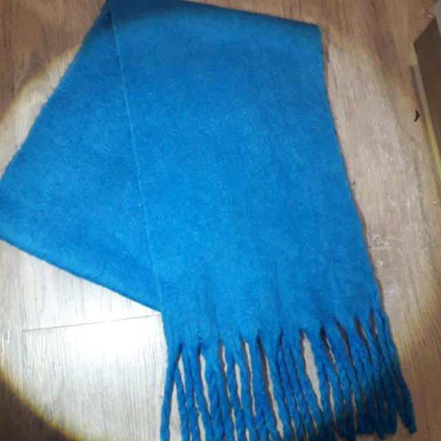 Preloved Women's Scarf - Blue on Productcaster.