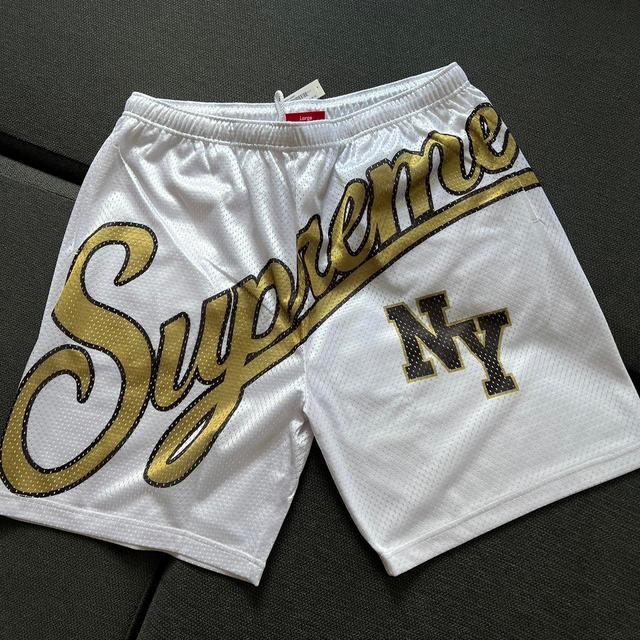 Supreme Men's Shorts - White - L on Productcaster.