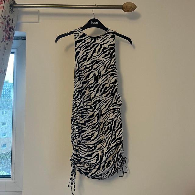 Motel Women's Bodycon Dress - Black/White - S on Productcaster.