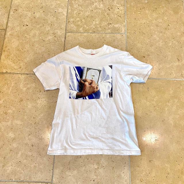 Supreme Men's T-shirt - White - S on Productcaster.