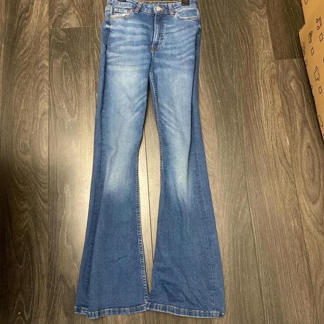 H&M Women's Jeans - Blue/Navy - UK 8 on Productcaster.