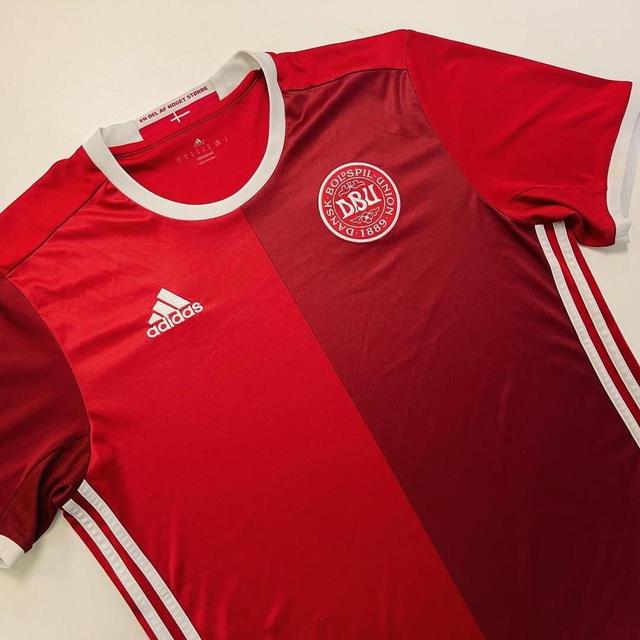 Adidas Men's Top - Red - M on Productcaster.