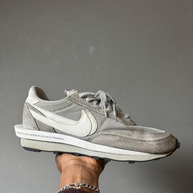 Nike Men's Trainers - Grey/White - UK 11 on Productcaster.