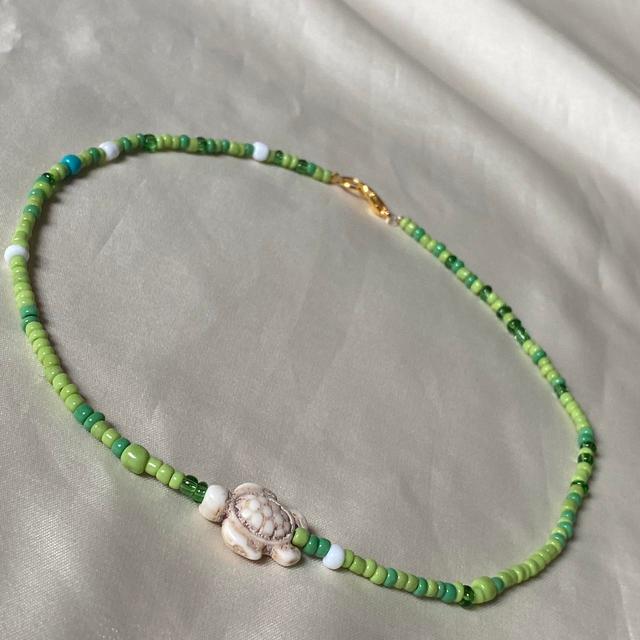 Handmade Women's Necklace - White/Green on Productcaster.