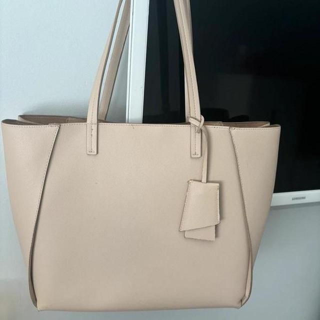 Zara Women's Bag - Cream/Tan on Productcaster.