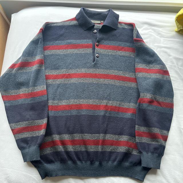 Men's Jumper - Navy/Red - L on Productcaster.