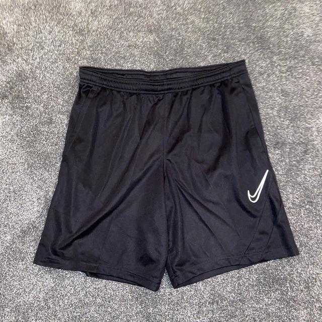 Nike Kids' Shorts - Black on Productcaster.