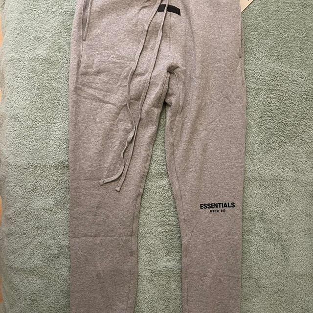 Essentials Men's Sweatpants - Grey - S on Productcaster.