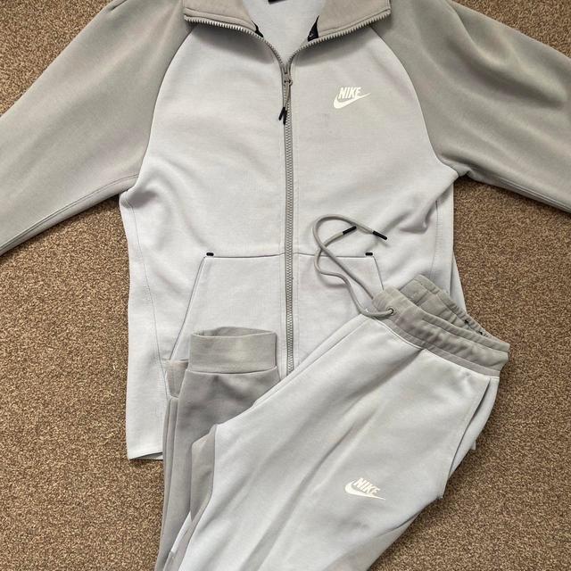 Nike Men's Jumpsuits and playsuits - Grey - XS on Productcaster.