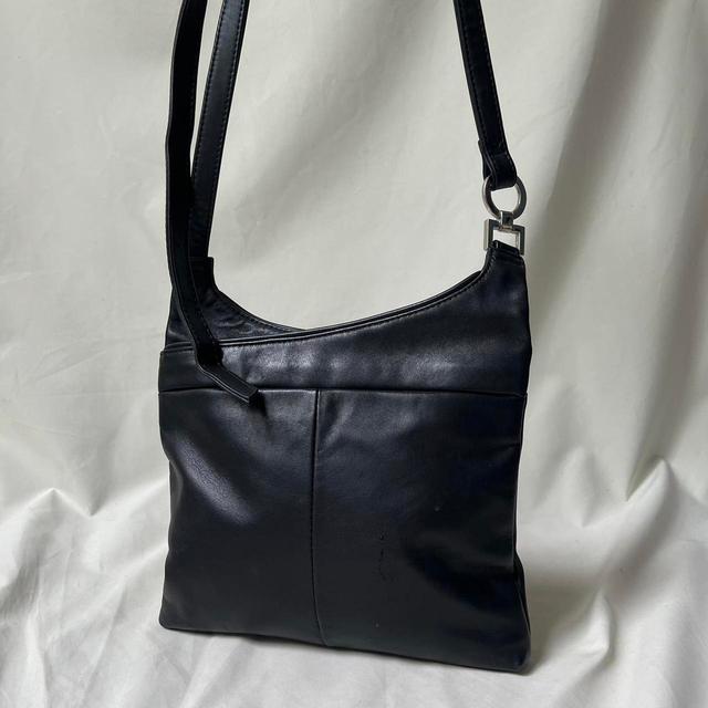 Vintage Women's Crossbody bags - Black/Silver on Productcaster.