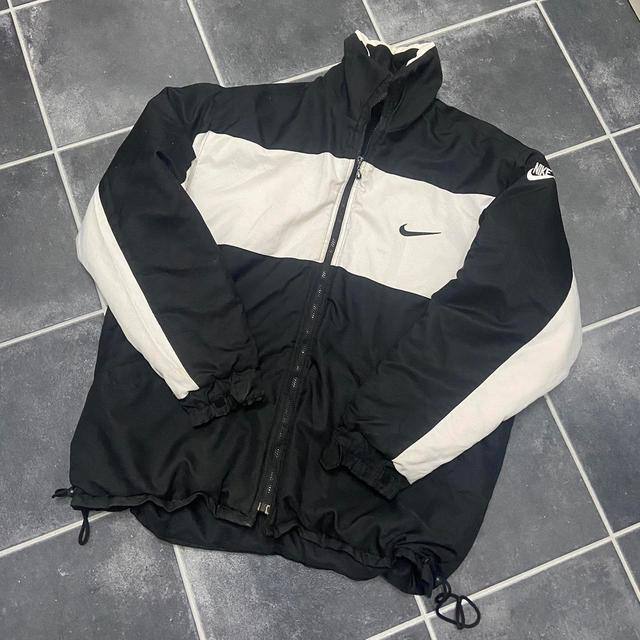 Nike Men's Coat - Black/White - XXL on Productcaster.