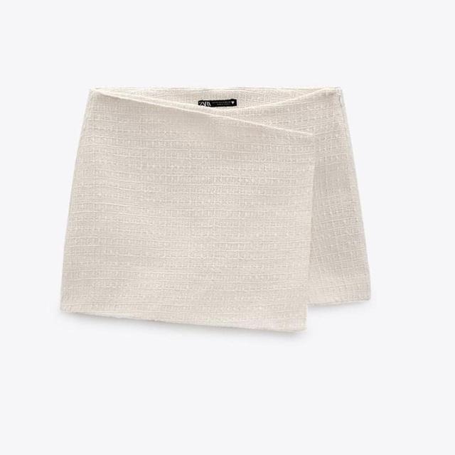 Zara Women's Skirt - White - XXL on Productcaster.