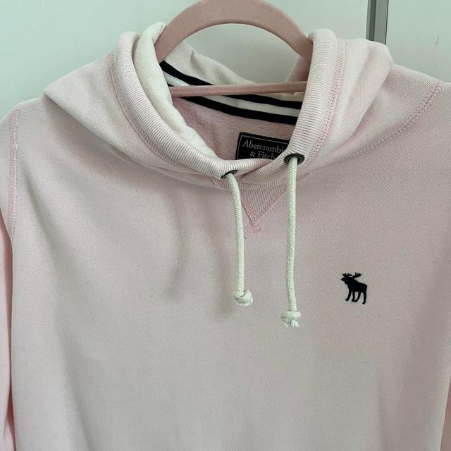 Abercrombie & Fitch Men's Hoodie - Pink - M on Productcaster.