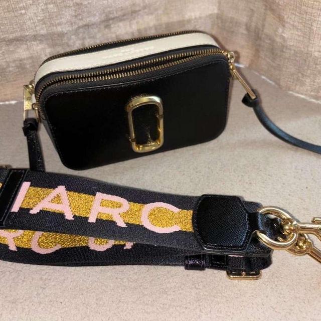 Marc Jacobs Women's Crossbody bags - Black/Multi on Productcaster.