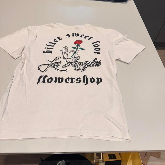 H&M Men's T-shirt - White - XS on Productcaster.