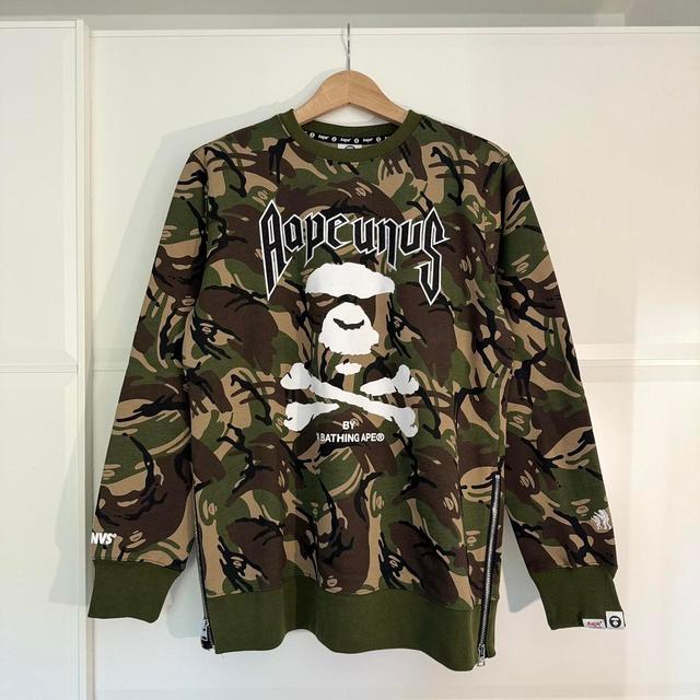 BAPE Men's Jumper - Khaki/Green - M on Productcaster.