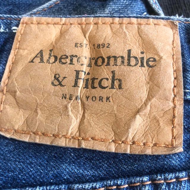 Abercrombie & Fitch Men's Ripped Jeans - Blue - 32" on Productcaster.