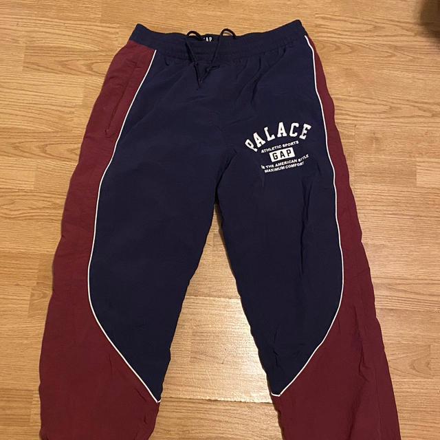 Palace Men's Sweatpants - Multi/Navy - S on Productcaster.