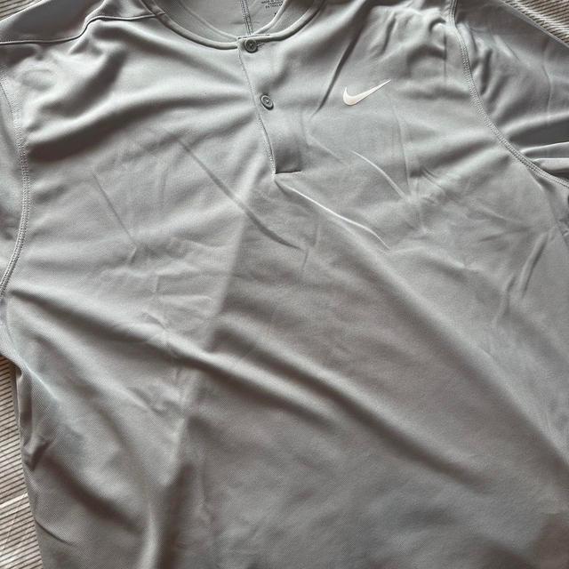 Nike Women's Polo shirt - Grey - M on Productcaster.