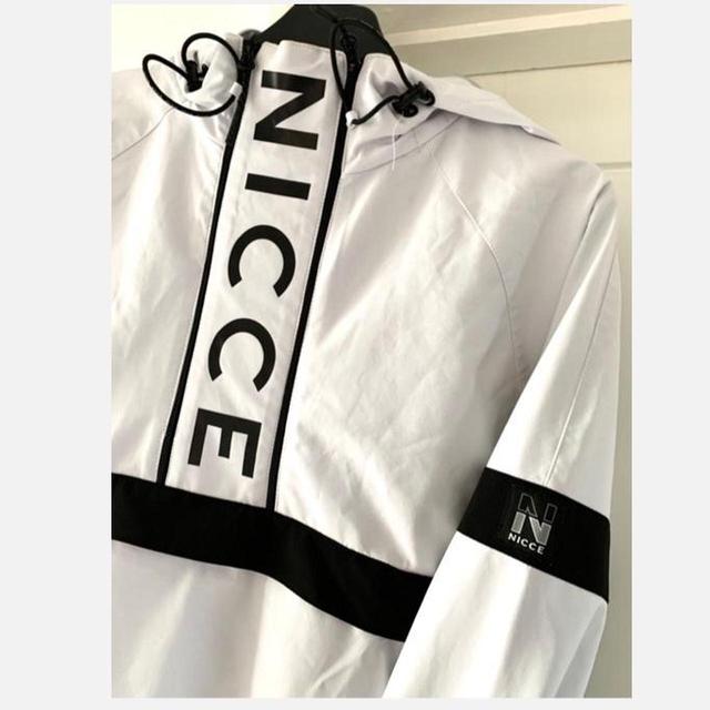 NICCE Men's Lightweight Jacket - White - S on Productcaster.