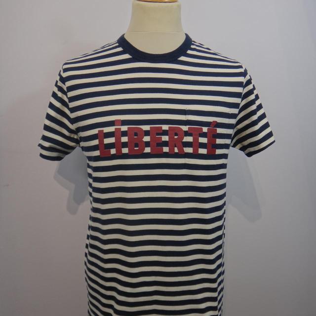 French Connection Men's T-shirt - Navy - M on Productcaster.