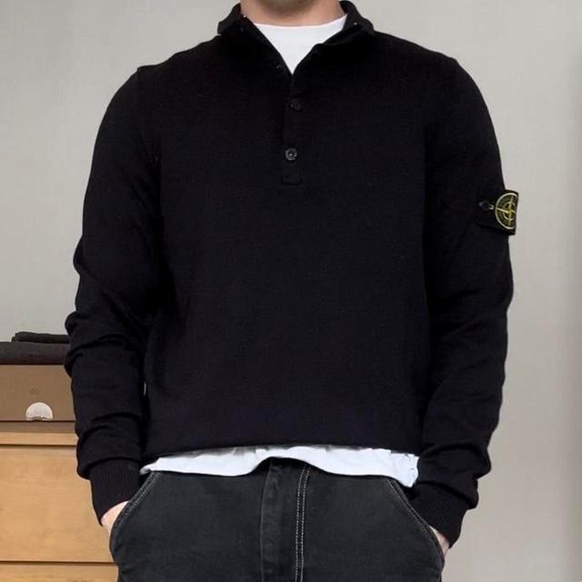 Stone Island Men's Jumper - Navy - L on Productcaster.