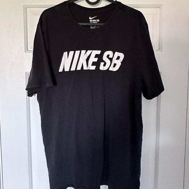 Nike Men's T-shirt - Black - XL on Productcaster.