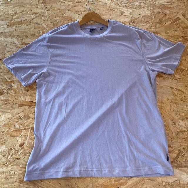 Only & Sons Men's T-shirt - Purple - M on Productcaster.