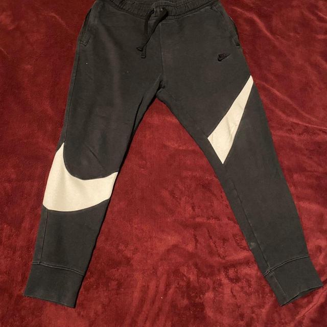 Nike Men's Sweatpants - Black - L on Productcaster.