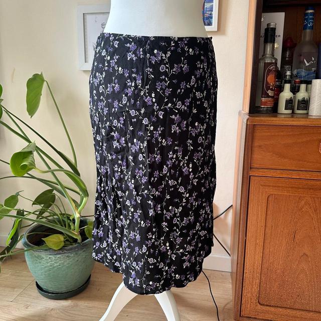 Vintage Women's Maxi Skirt - Black/Purple - M on Productcaster.