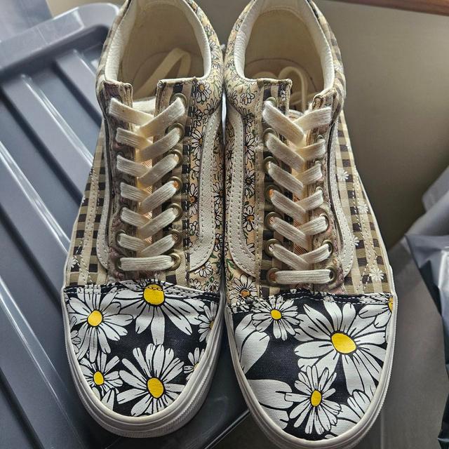 Vans Women's Trainers - Cream/Multi - UK 7 on Productcaster.