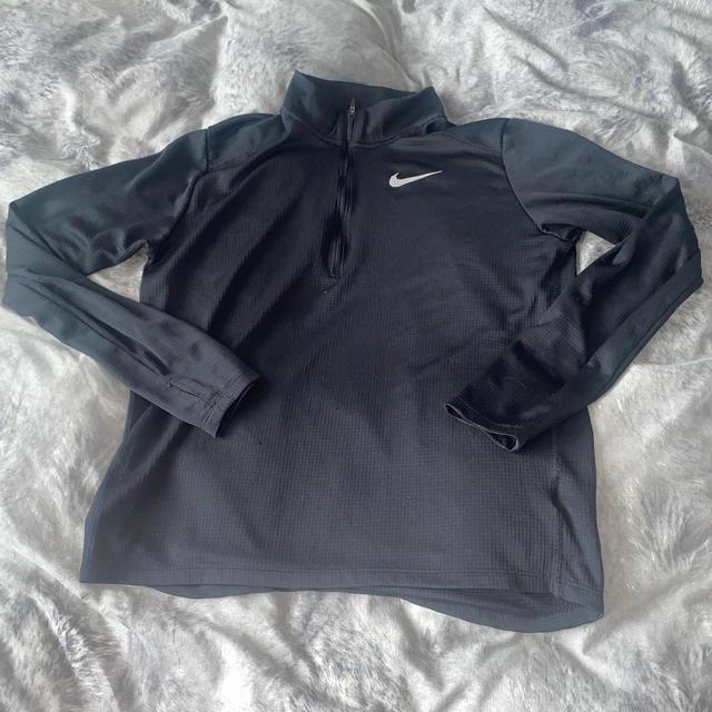 Nike Men's Sweatshirt - Black - M on Productcaster.