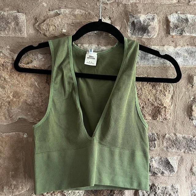 Urban Outfitters Women's Crop top - Green - 8 on Productcaster.