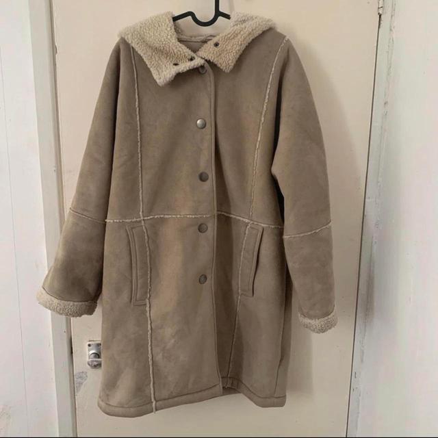 H&M Women's Coat - Tan - M on Productcaster.