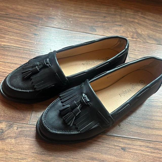 Women's Loafers - Black - UK 4 on Productcaster.