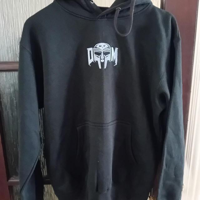 Preloved Men's Hoodie - Black - M on Productcaster.