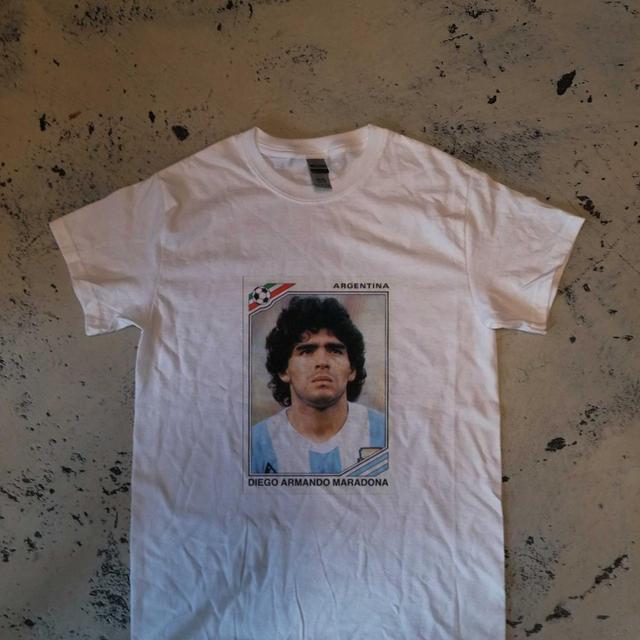 Gildan Men's T-shirt - White - XL on Productcaster.