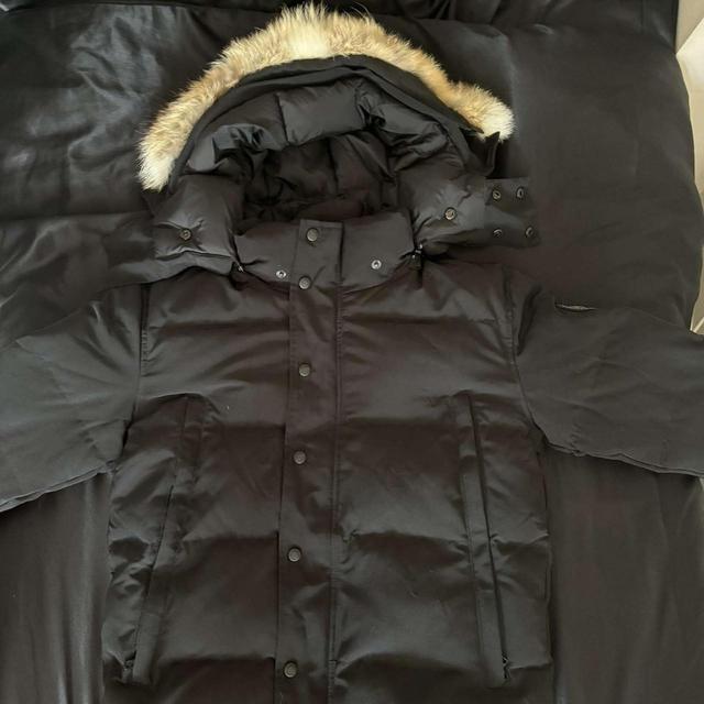 Canada Goose Men's Puffer Jacket - Black - S on Productcaster.