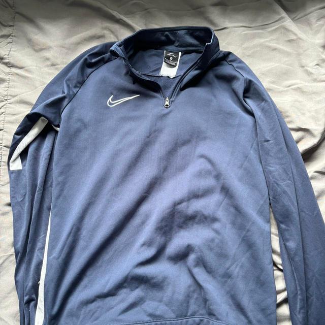 Nike Men's Jumper - Navy/Blue - M on Productcaster.