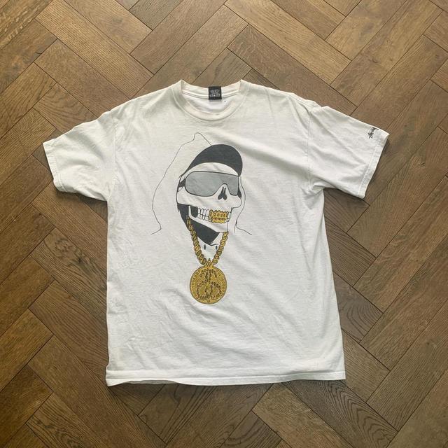 Stüssy Men's T-shirt - White/Gold - L on Productcaster.