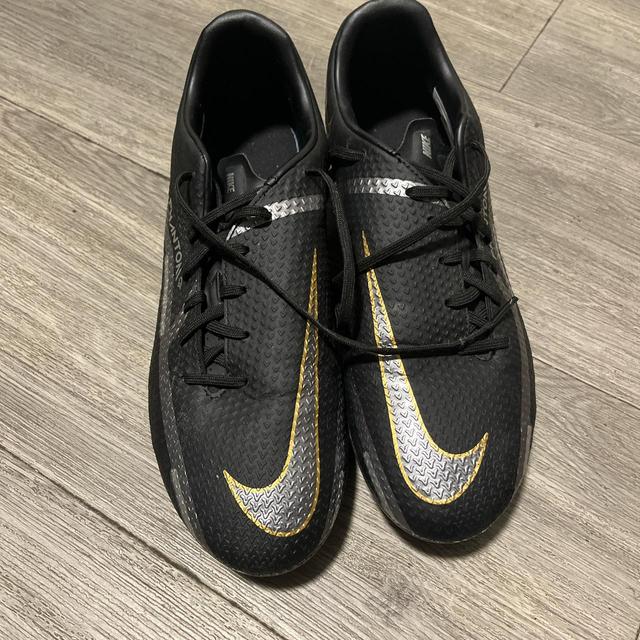 Nike Men's Boots - Black/Gold - UK 8 on Productcaster.