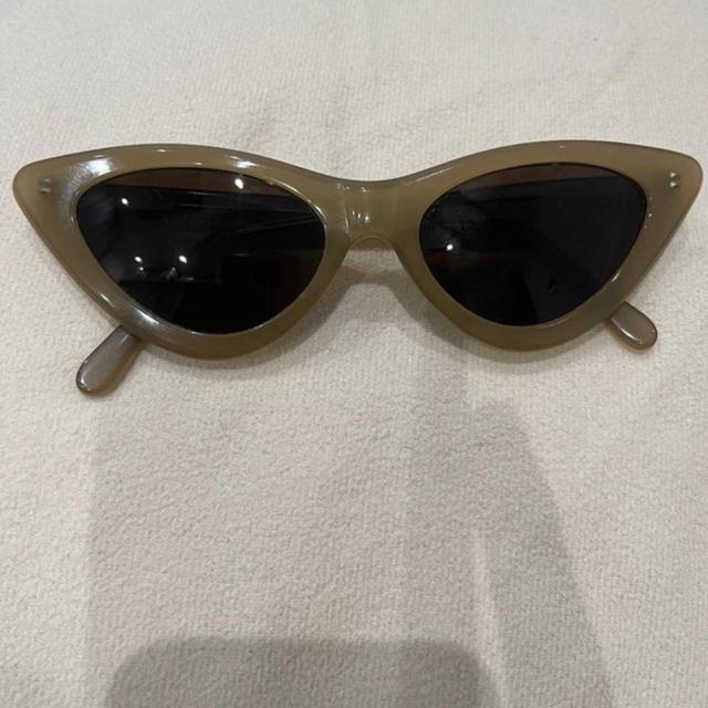 Women's Sunglasses - Brown/Black on Productcaster.