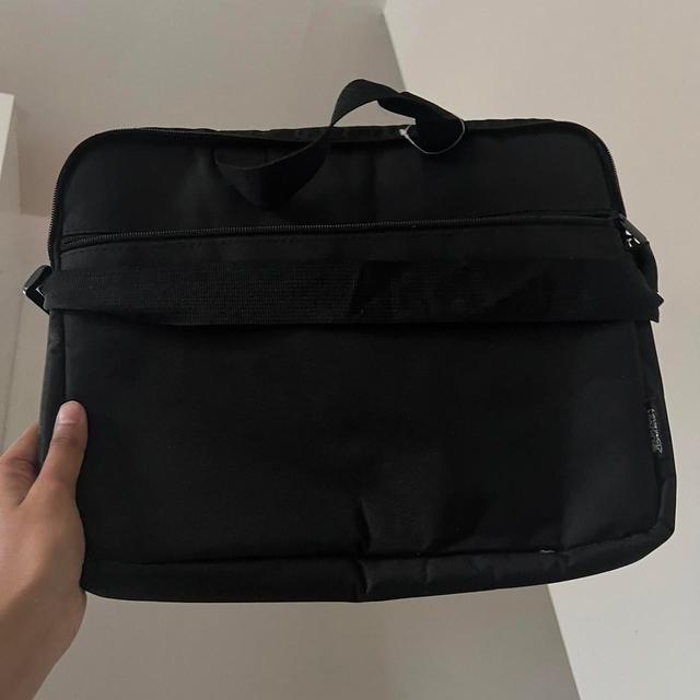 Laptop bag - Black on Productcaster.